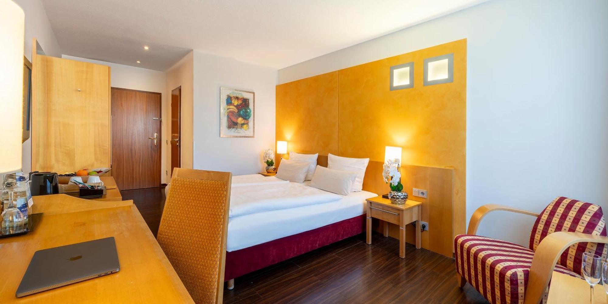 Best Western Hotel Schmoeker-Hof Norderstedt Kültér fotó